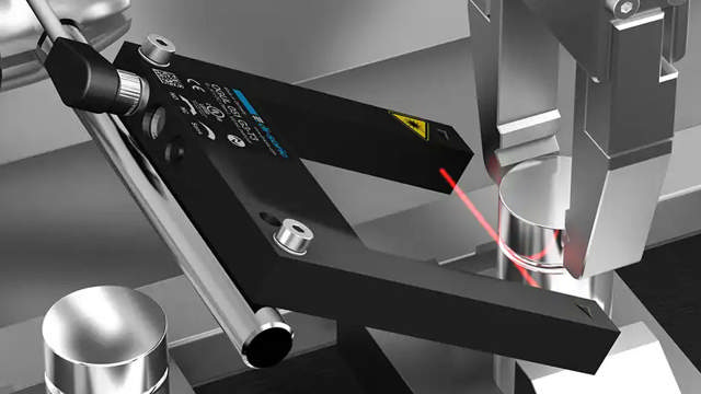 di-soric Sensoren für eine lineare Materialzuführung