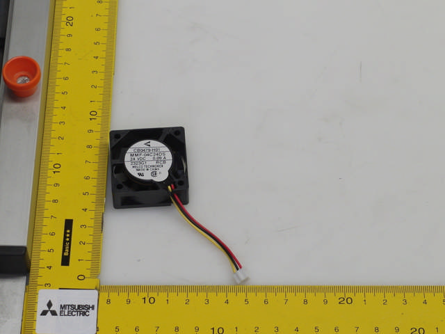 MR-J3-70A/100A FAN MMF-04D24DS